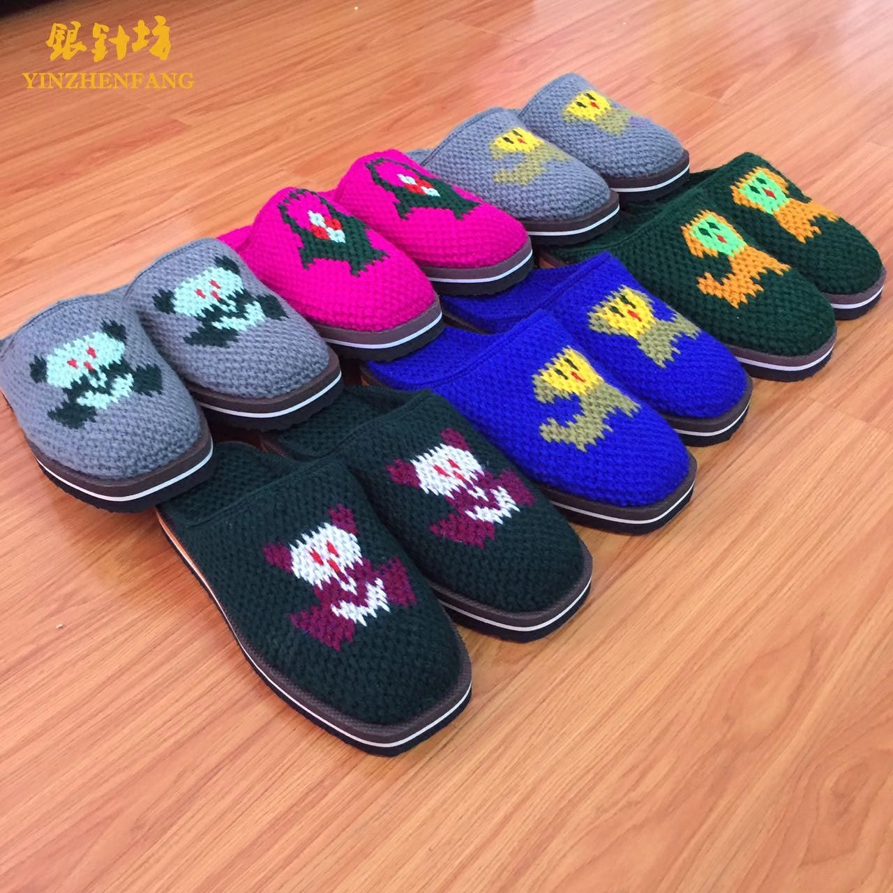 Winter hand-knitted male and female home wedding slippers finished warm non-slip adult wool slippers
