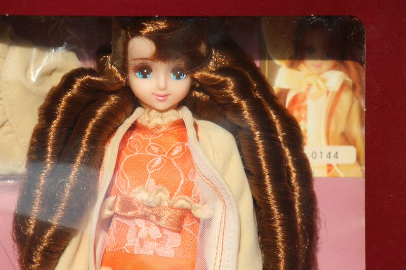 Jenny Jenny Doll (Made in Japan) Roman Curl Victoria Isabelle Special Price Jenny Jenny Doll (Made in Japan) Roman Curl Victoria Isabelle Special Price