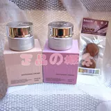 Специальное предложение с четырьмя короны, непрерывное снабжение трех поколений Cecilia Cheung Sun Cream Cream Set Set