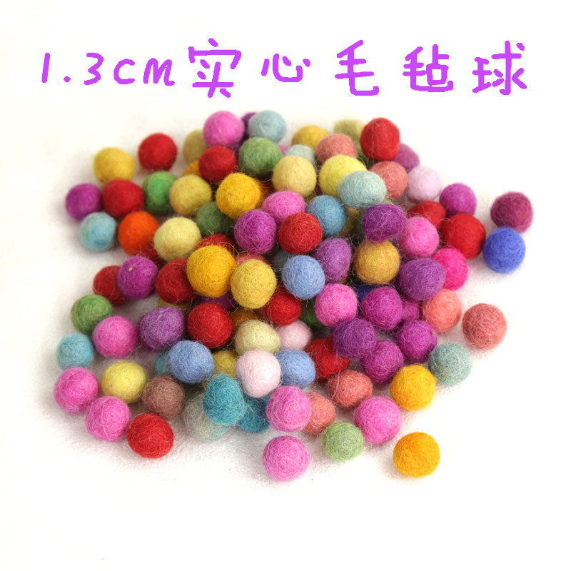 Multi-size goat felt ball ball imported diy loose ball head rope hair ring hair hoop hanging decoration padded ground mat material