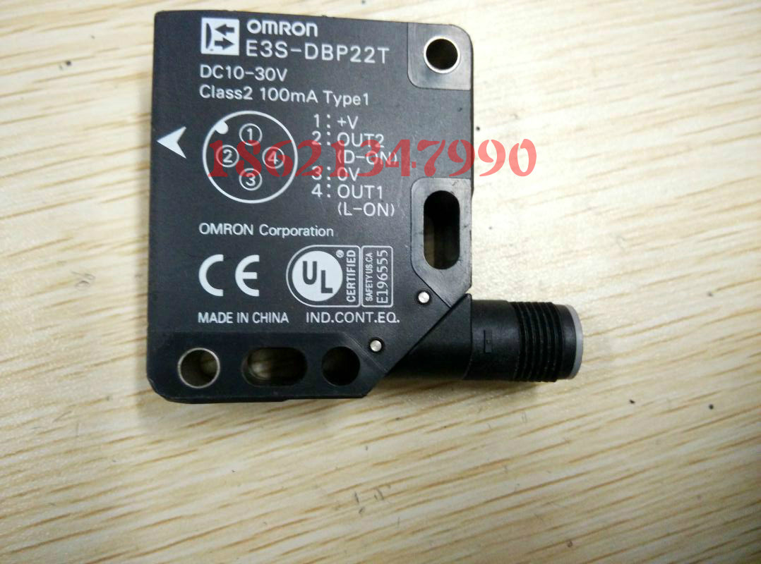 The OMRON (OMRON) photoelectric switch E3S-DBP22T