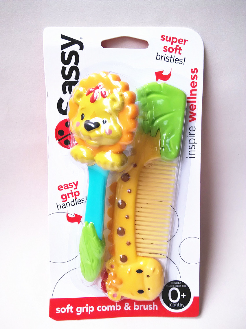 American Sassy Baby Bath Scalp Care Wash Toiletries With Children Hair Brush Comb 2 Suit Lion Giraffe