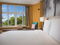 Xiamen Yuehua Hotel Haiyu Building Garden View Executive Room (Queen Bed)