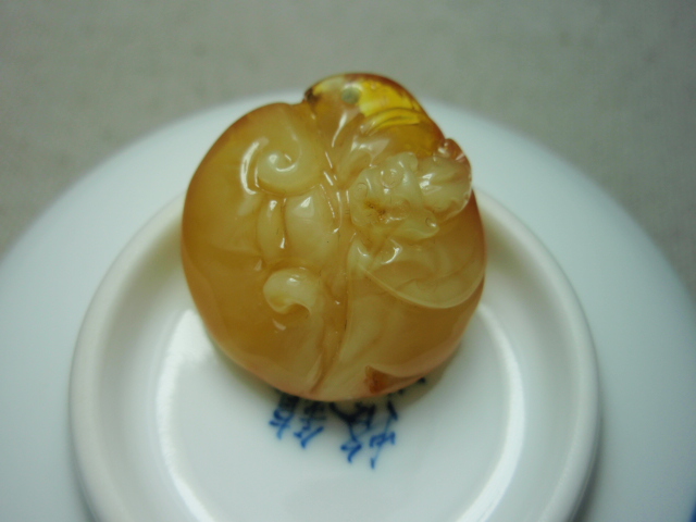 #81 Raw Ore Unoptimized Baltic Sea Half Amber Half Honey Golden Horn Honey Ruyi Bat Pendant