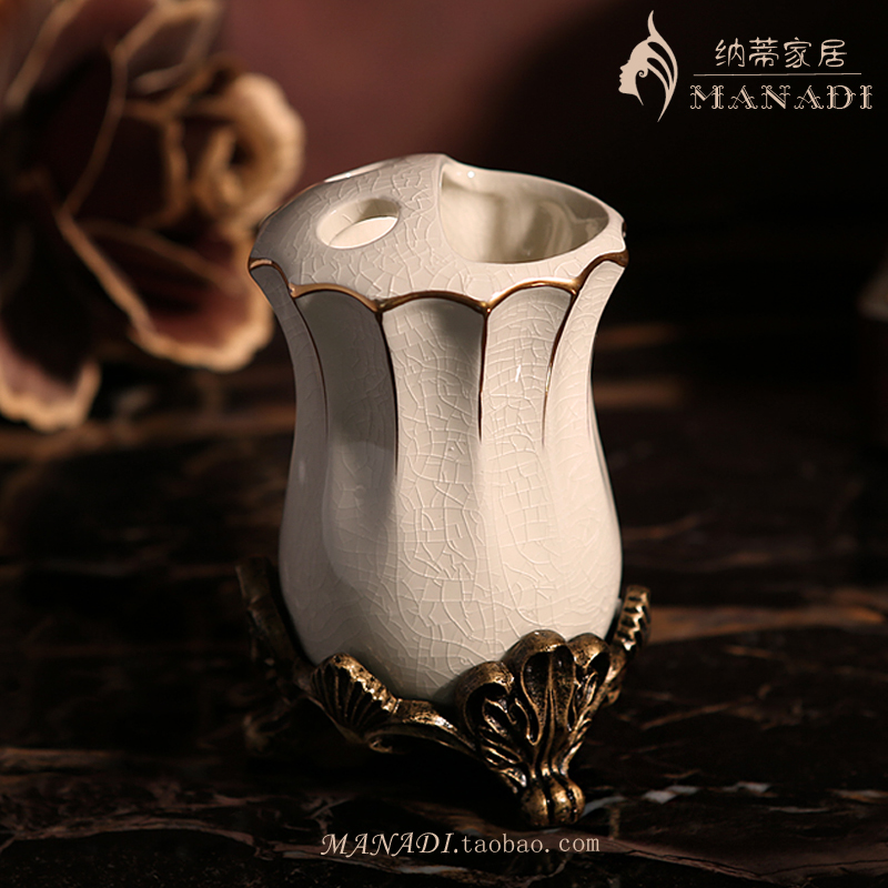 Ceramic toiletry set Yingweihua bathroom supplies hotel creative toothbrush holder high-end toothbrush holder