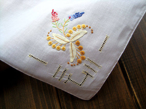 Foreign trade Export Chaoshan Handmade embroidery Supplementary Flower Drawing Yarn Retro Pure Cotton Handkerchief Pafia Handkerchief Gift Hand Letter 28CM