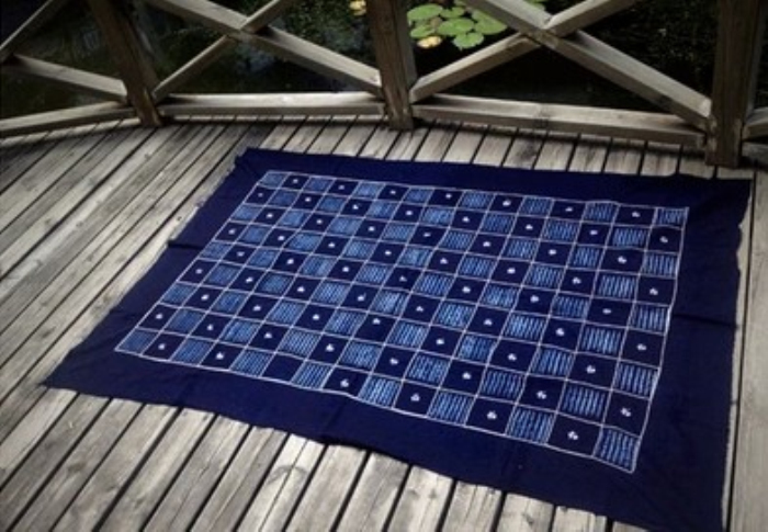 Yunnan Dali handmade tie-dyed coffee table Dining table tablecloth hanging curtain-Blue and white plaid flowers(165times 115CM)