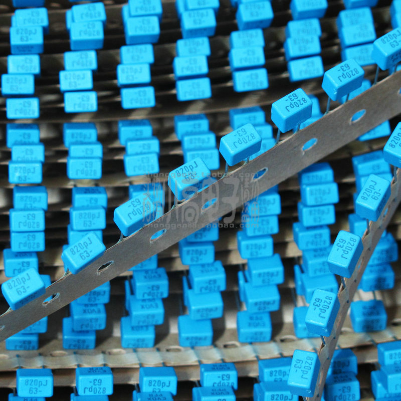 820PF 63V Fever Film Capacitor EVOX RIFA Swedish Lifa PFR5 821J63