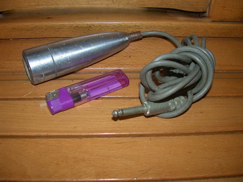 Import of the mike of the antique microphone