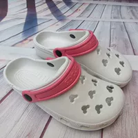 Летний лечебный массажер, классические тапочки в стиле Crocs, белые босоножки, закрытый носок