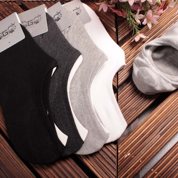 Men's boat Socks invisible socks silicone anti-slip sports socks solid color black and white gray cotton socks anti-heel socks