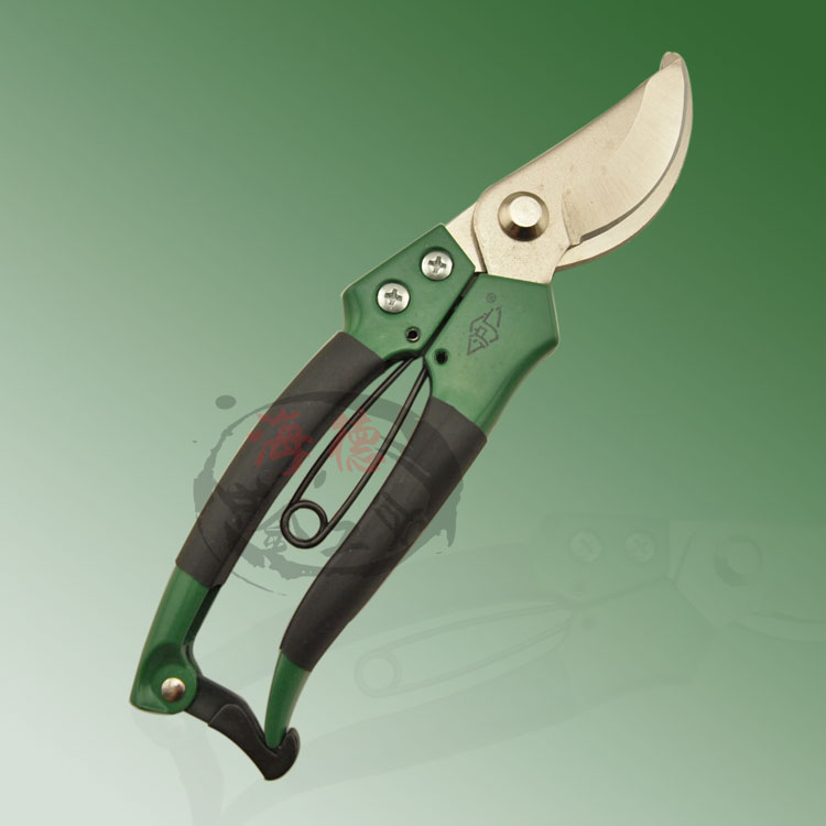 Shanghai-wide aluminum alloy handle pruner cut and cut flowers wood garden tools gardening scissors fruit tree cut coarse branches cut the whole branch cut