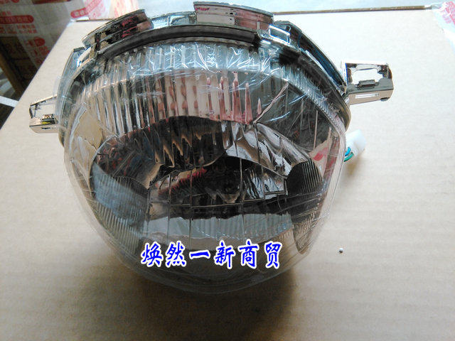 Suitable for Honda curved beam motorcycle accessories Front shadow 125 headlight ASSY WH125-6-S Headlight assy Headlight assy WH125-6-S Headlight assy Headlight assy WH125-6-S headlight assy