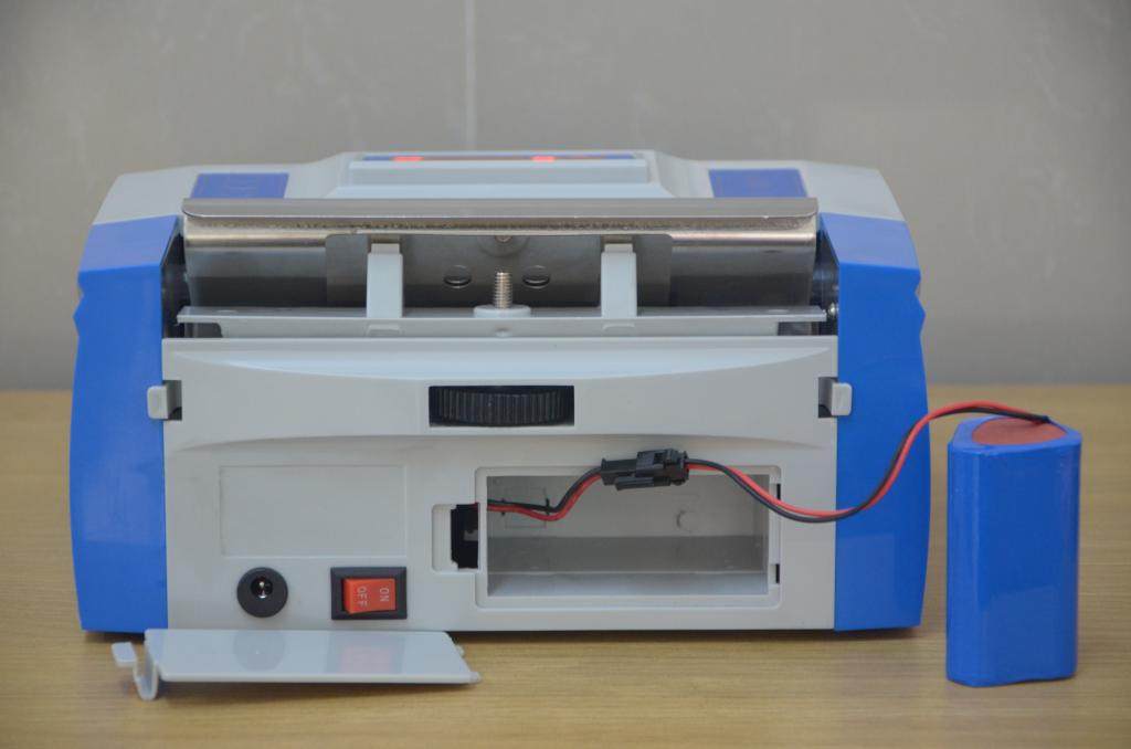 ST06 Banknote Counter Rechargeable Rechargeable Battery Fully Charged Continuous Use 1-2 Hours Standby for More Than 24 Hours