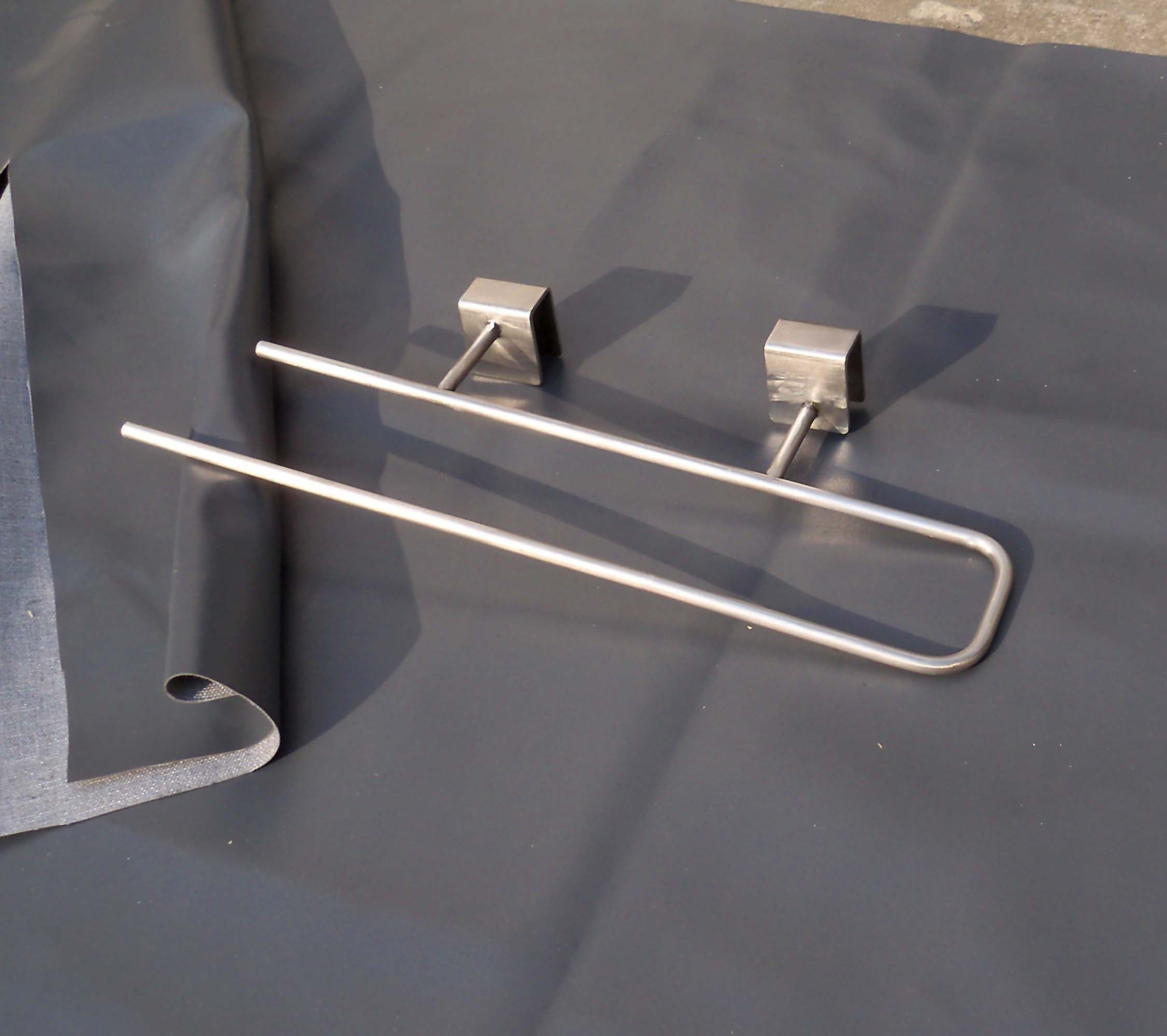 Card square tube stainless steel roller skate display stand