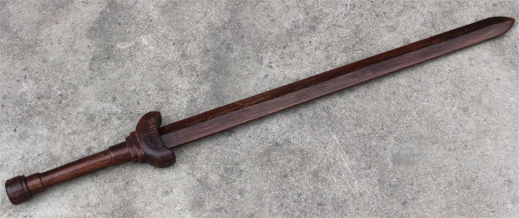 Ancient Wind Hardwood Solid Wood Chicken Wings Wood Sword Red Wood Sword Cosplay Accessories Props Wooded Assassin Nie Hermit