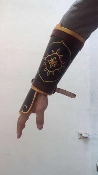 Liao Song Dynasty Shenshen Nursing arm cow leather armguard arm shooting and arrow protection arm (single price)