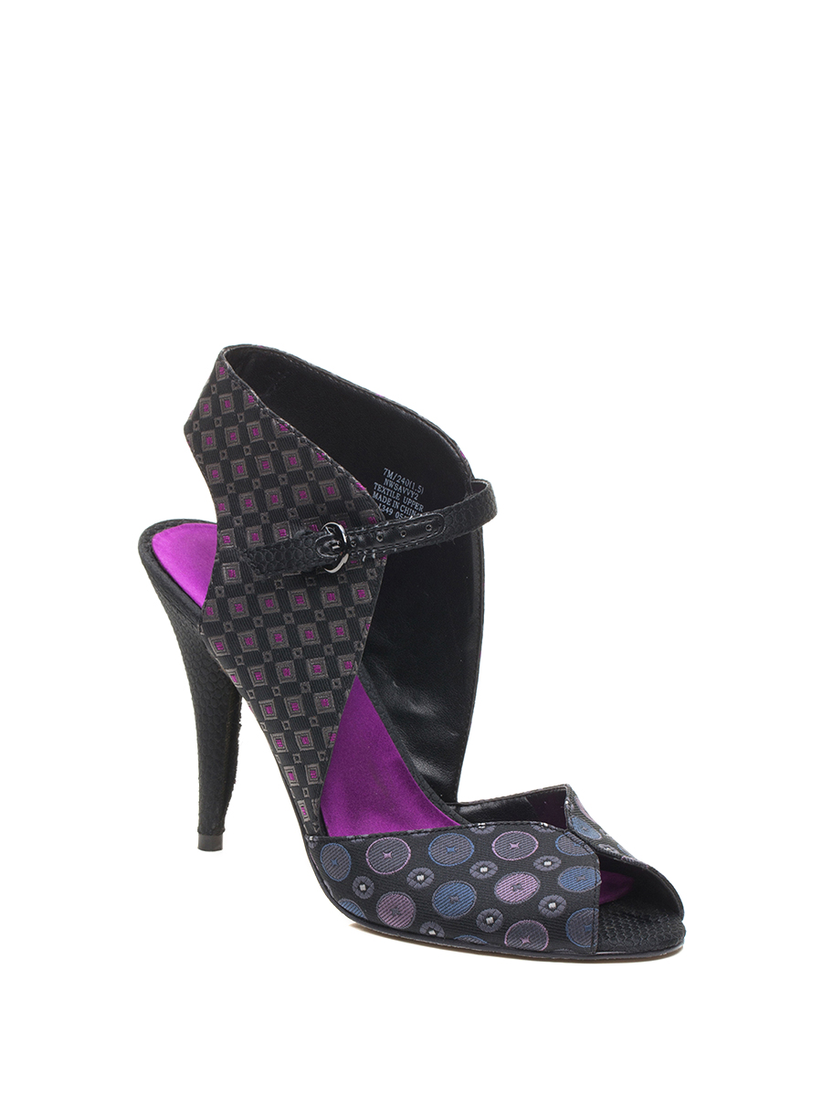 Nine West/玖熙 黑底印花细襻带露趾高跟鞋