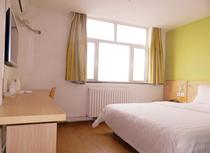 7 Days Hotel chain hotel · Urumqi Northwest Road Mingyuan store Ali exclusive bed room