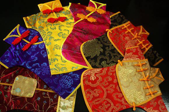 Send foreigners craft gifts decoration gifts Nanjing specialties Nanjing Yunjin red wine sets a variety of boutique wine bottle sets in stock