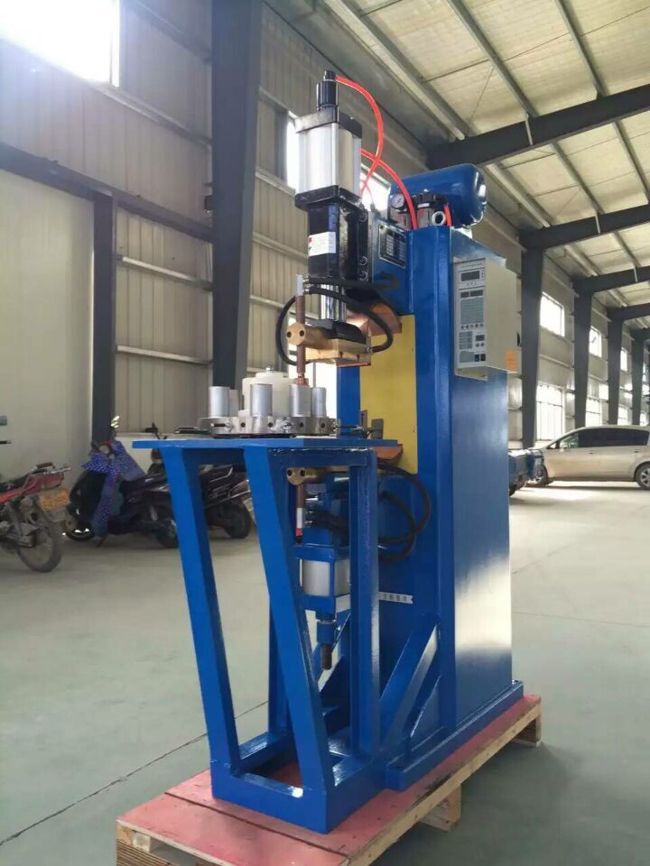 DTN2--100KW fan shell spot welding machine has been successfully completed and equipped with simple tooling fixtures