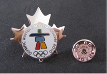 2010 Vancouver Winter Olympics Badge Silver Maple Leaf LOGO Badge