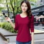 Áo thun cotton dài tay mùa thu buông tha cho mẹ hoang dã phiên bản Hàn Quốc của chiếc áo mỏng đáy mỏng màu bên ngoài mặc áo dài áo dài cho người lớn tuổi