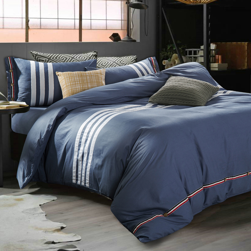 ˮ����Ʒ�׼���ɫ�˶�