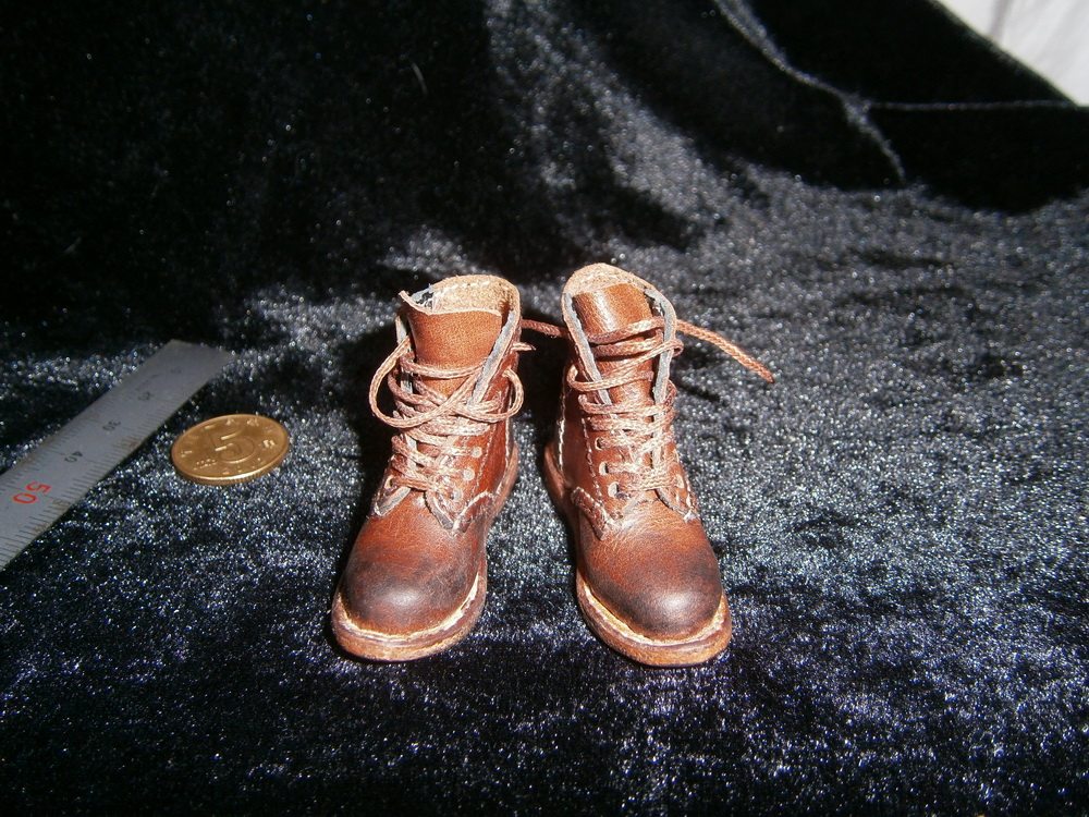 1:6 Men do old Martin boots soldiers boots 1:6 soldiers Martin boots