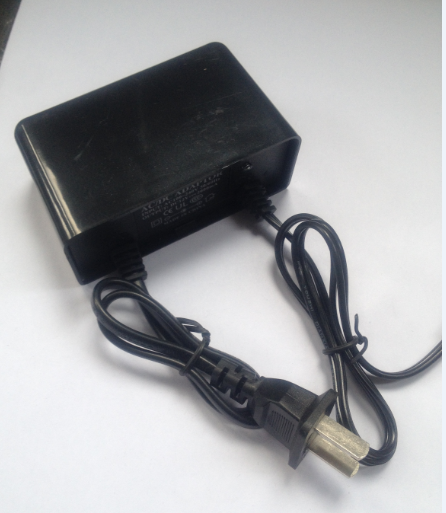 12V2A Outdoor Surveillance Waterproof Power Supply Rainproof Power Supply Monitoring Power Supply Surveillance Camera Lens Power Supply