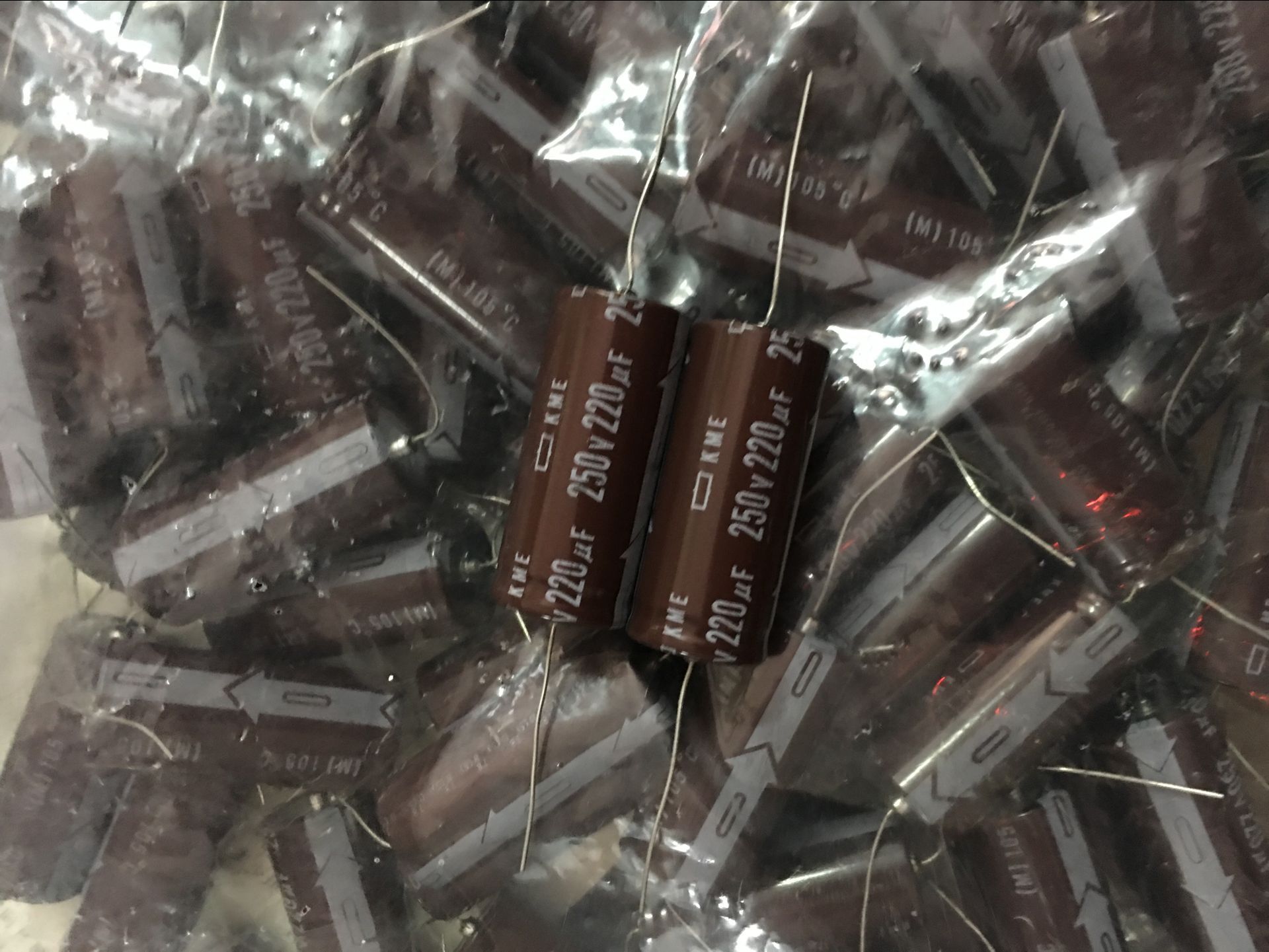 New electrolytic capacitor nichicon 250v220uf 22 * 50