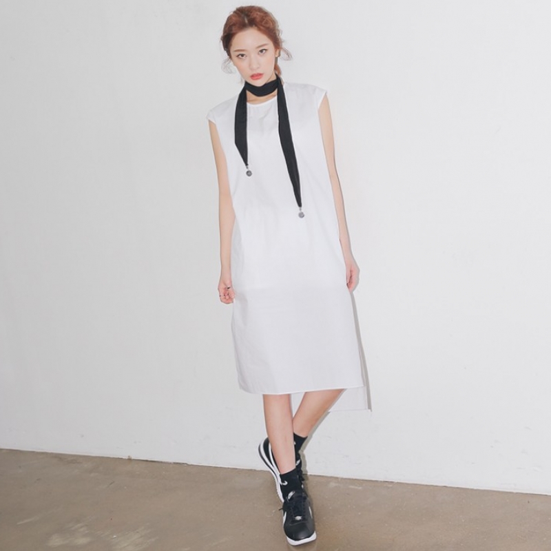 韩国stylenanda官方正品 高低开衩摆纯色背心裙