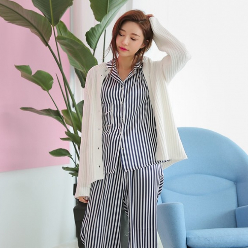 韩国stylenanda官方正品 优雅系扣圆领罗纹针织衫