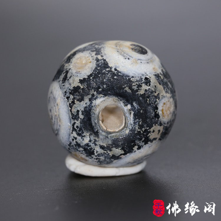 Buddha Yuange War Han Warring States Dragonfly Eye Old Glass Beads Flat Beads Flat Eyes Black Old Glass Ornaments DIY Accessories