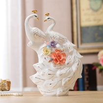 European-style girlfriend new wedding gift creative living room cabinet decorated ceramic peacock fitting wedding gift Simple and practical