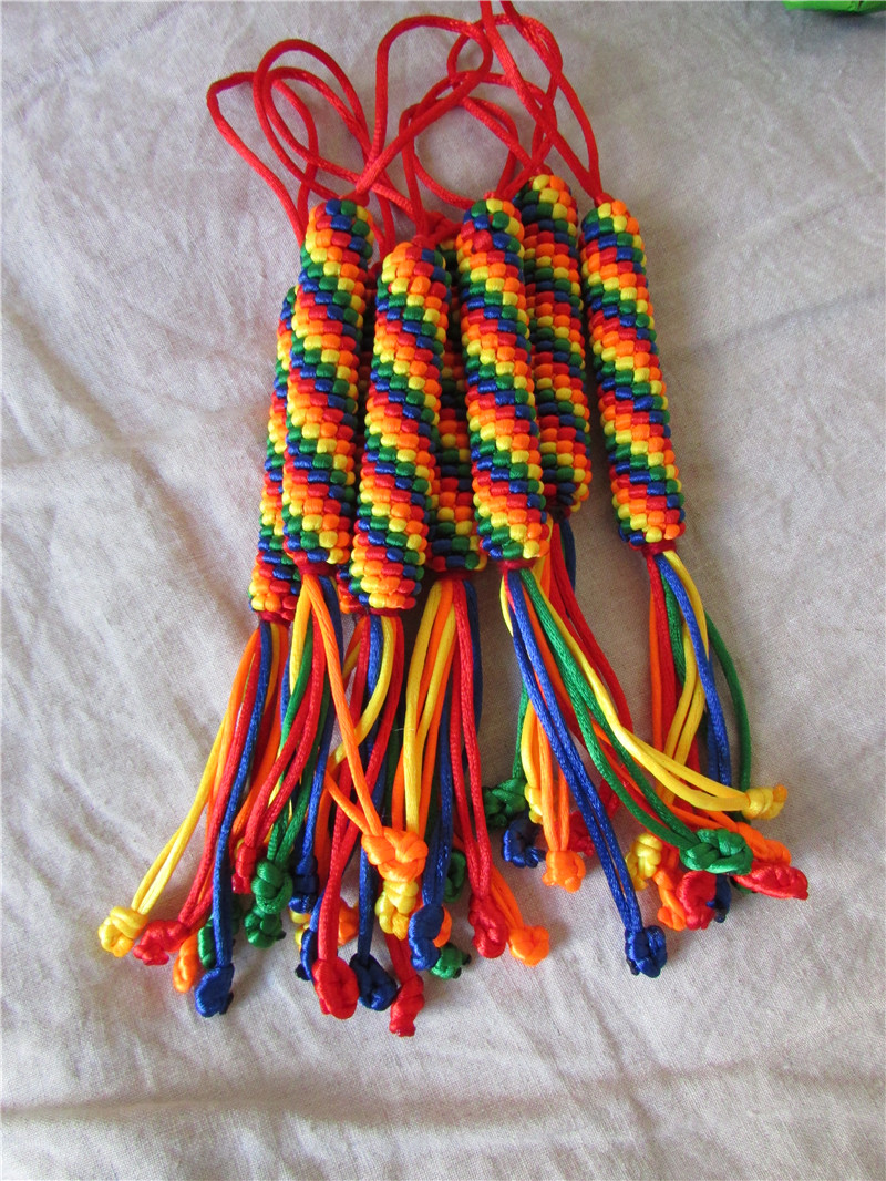 Tibet's five-colored Kong knot hand-woven colorful blessings of Ping An auspicious car decorated with dozens of accessories