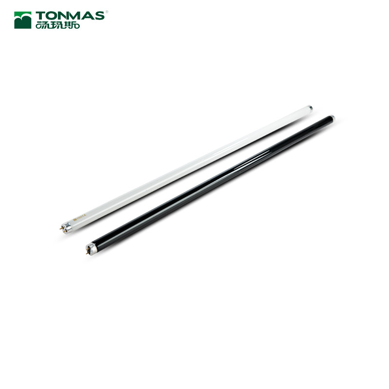 Thomas TMS-903 is specially equipped with a set of two outdoor mosquito trapping lamps