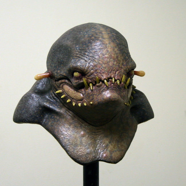 Shelsculpture Studio Monster Mask Film and TV Props Class Collection