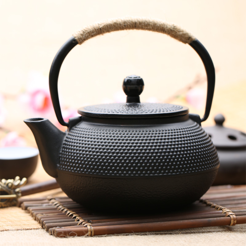 Small Ding iron pot 0.6L cast iron teapot vintage tea set Japanese uncoated iron bottle small capacity tea kettle