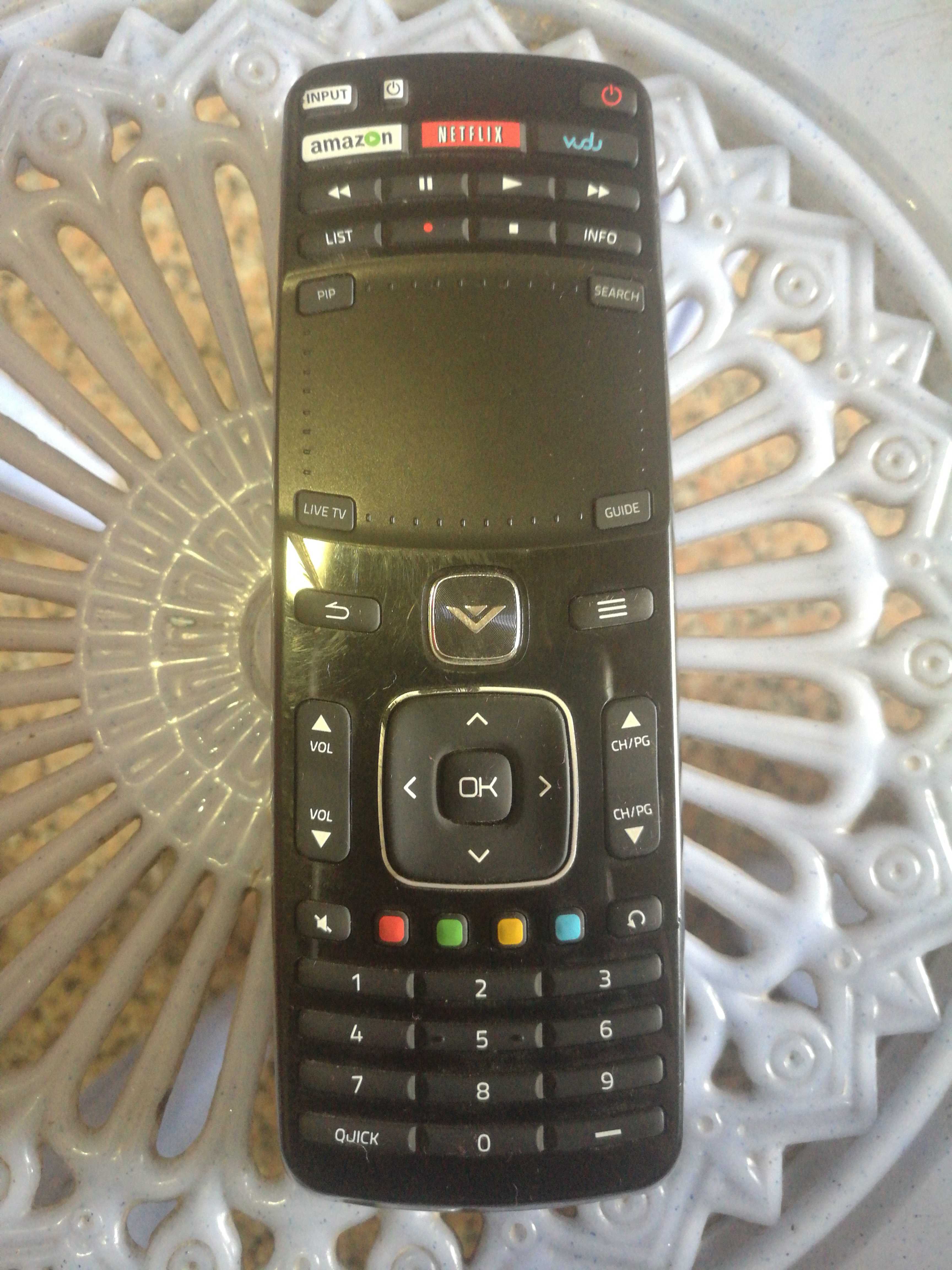 Original dress USA VIZIO Rixuan LCD TV with touch keyboard remote control XRT700