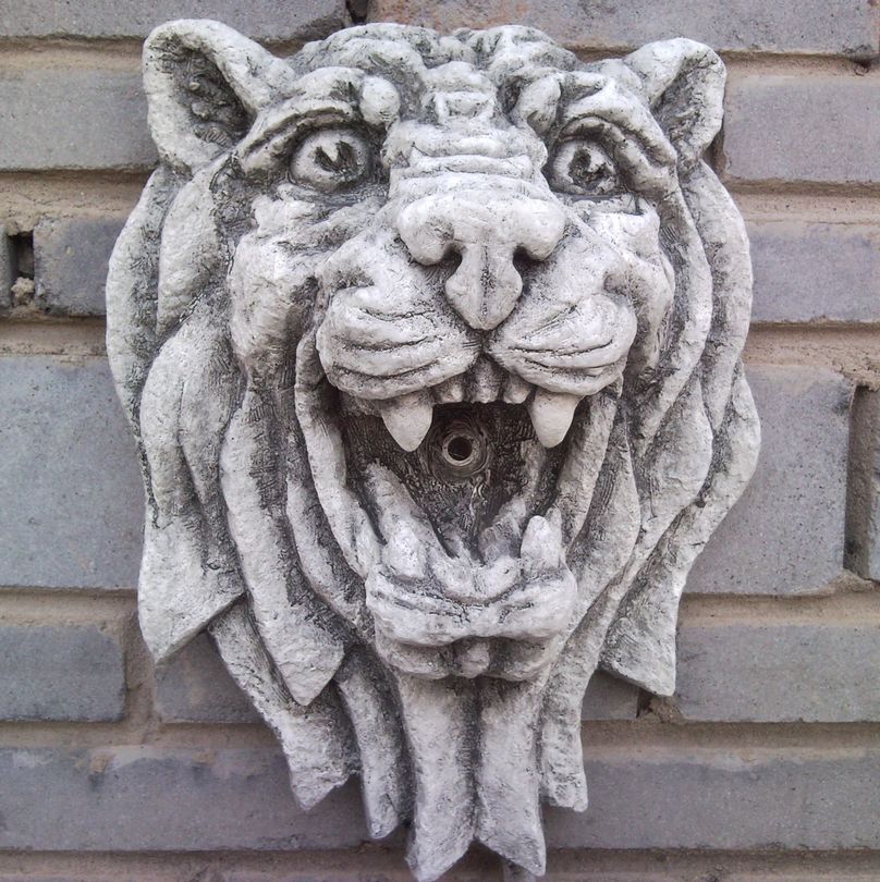 Modern Feng Shui Chinese Pool Fish Pond Water Spray Decoration Lion Head Wall Type Water View Wall Water Fountain Relief Pendant