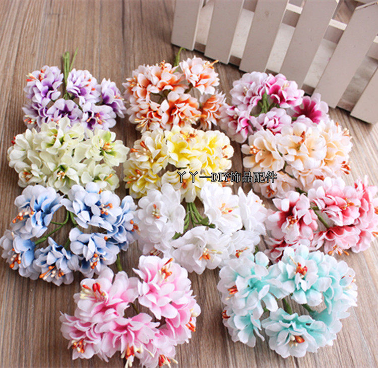 New Chrysanthemum Emulation Chrysanthemum Bouquet DIY Flower Ring Material Decoration Floral Decoration Head Decoration 1 8 Yuan 6 Dove