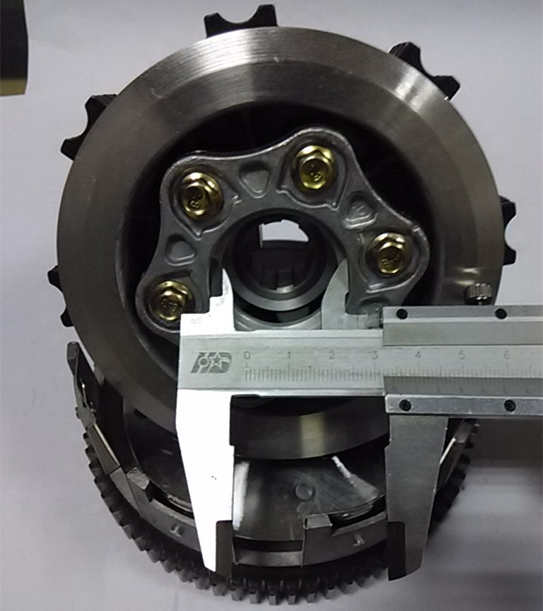 Locomotive tricycle clutch CG200 CG150 alloy clutch assembly