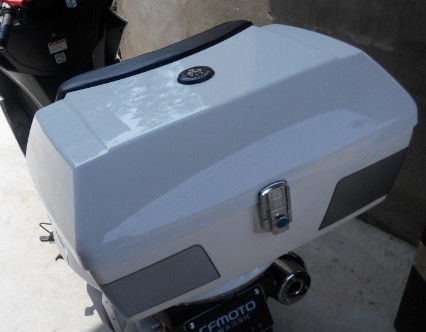 Spring Wind Big Boat Locomotive Rear Stern Box Original Large Sheep Single Backrest Large Retrofit Tricycle Electric Locomotive Trunk