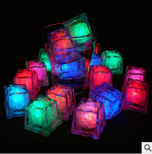Luminous ice cubes LED fluorescent blocks colorful ice ice lights wedding KTV bar Halloween supplies