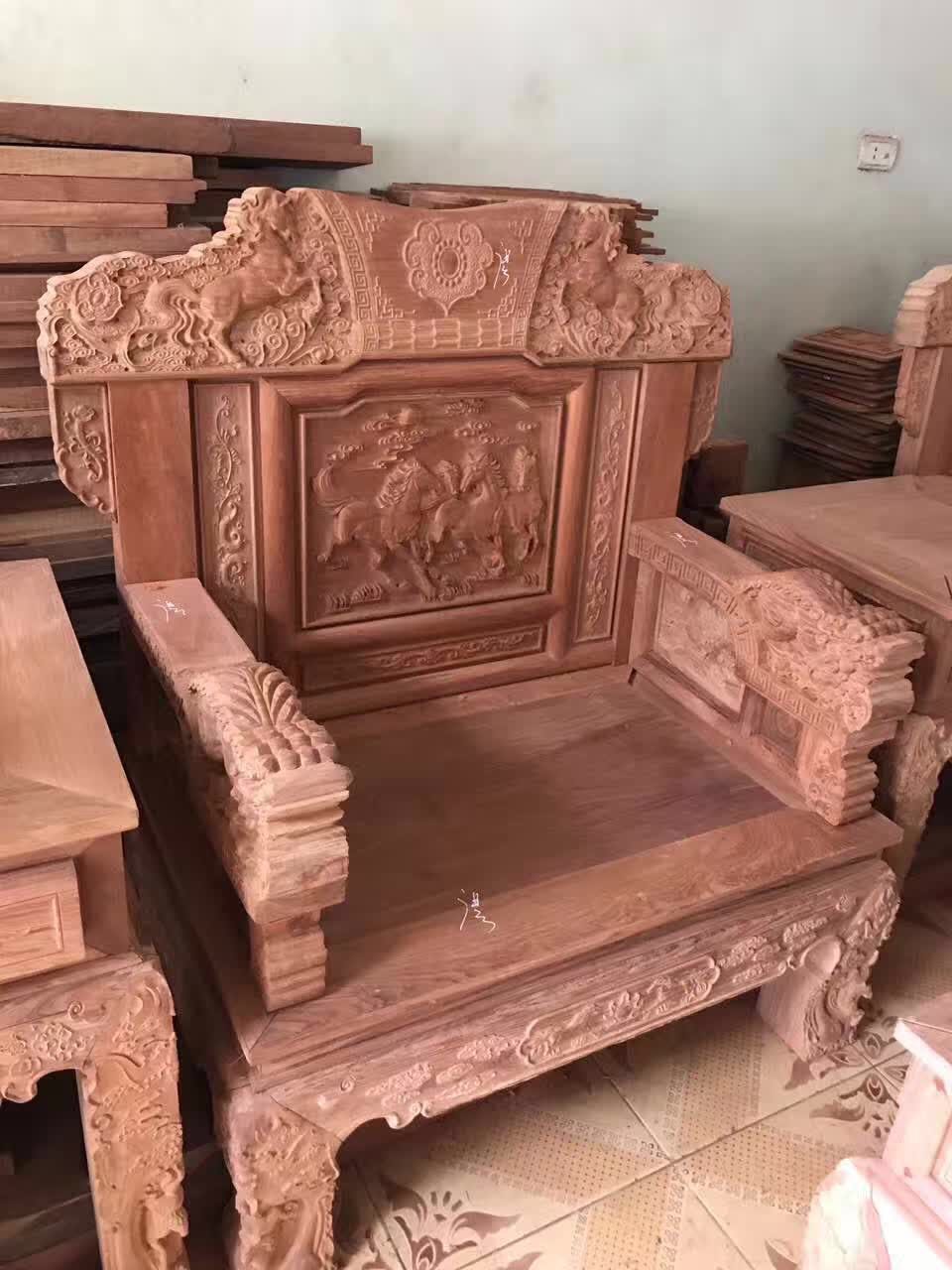 The new recommendation is bursting with Myanmar's big fruit purple sandalwood deep carving 8-horse sofa for a dozen manufacturers direct sale