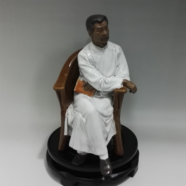 Ancient play collection figure sculptures like seat Lu Xun Sculpture Porcelain Pendulum Pieces Home Swing Accessories Factory Goods Ceramics