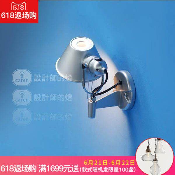 ���ʦ�ĵ�ŷʽ��ͷ�ִ���ǰ��