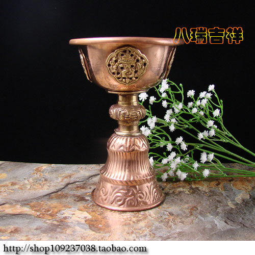 Nepal Handicraft red bronze inlaid with eight auspicious high feet crisp oil lamp for light long Ming lamp