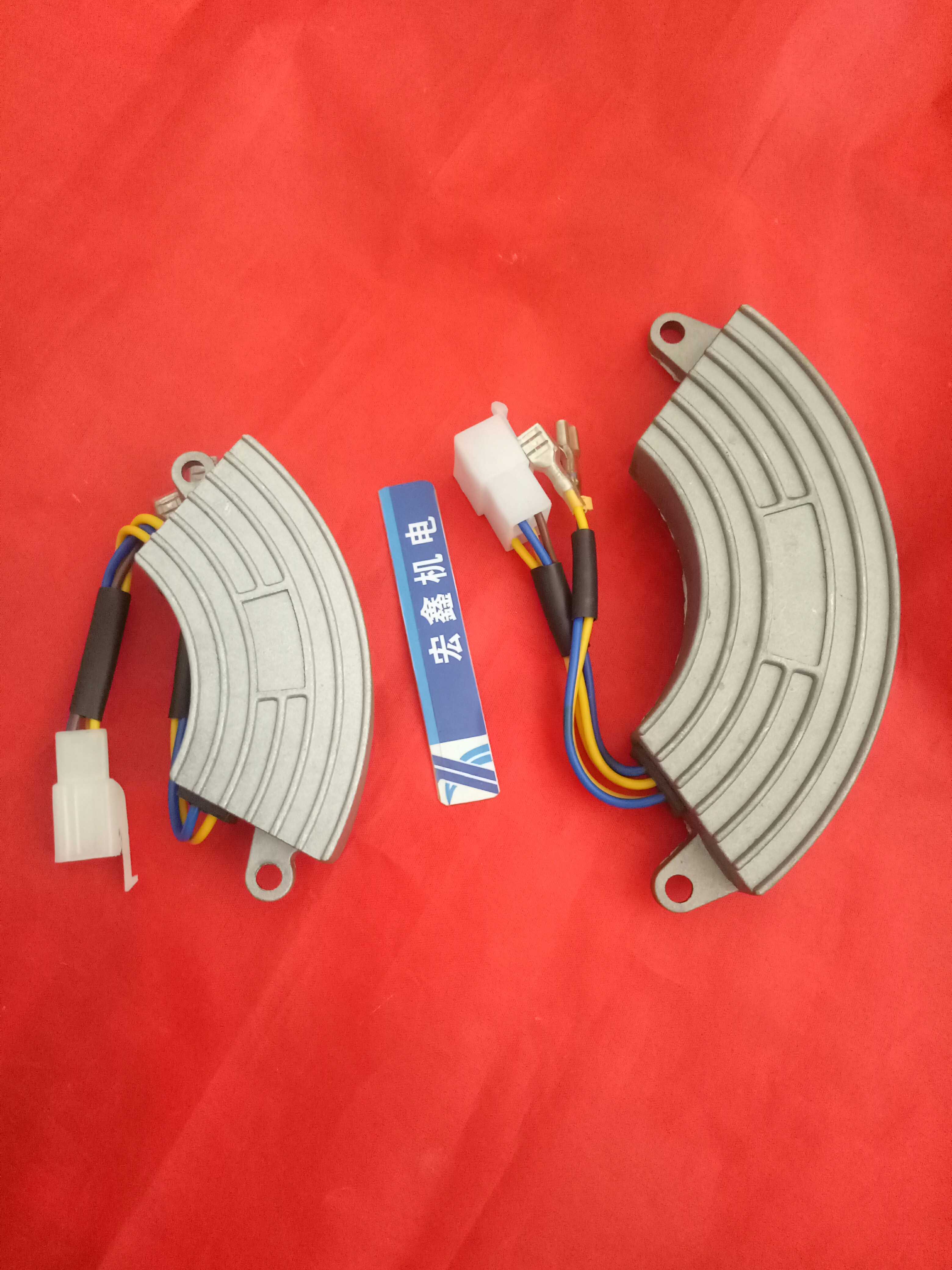 Petrol Dynamo Accessories 2 3kw5 6 5 8 KW Single three-phase voltage regulator AVR rectifier manoeuver